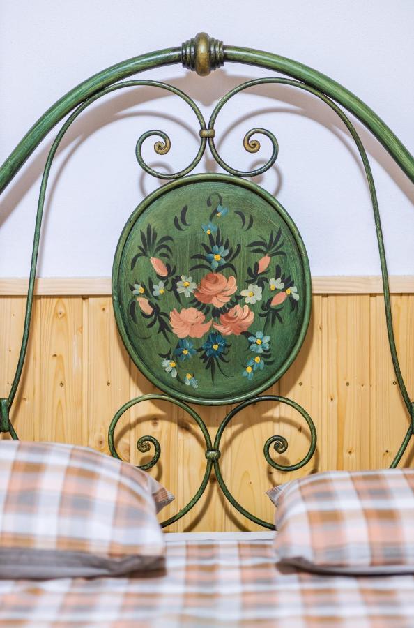 Chalet Giuel Barcut Esterno foto